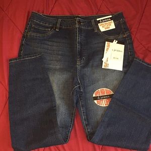 NWT D. Jeans Butt Lifter Skinny Jeans, Women’s 16P